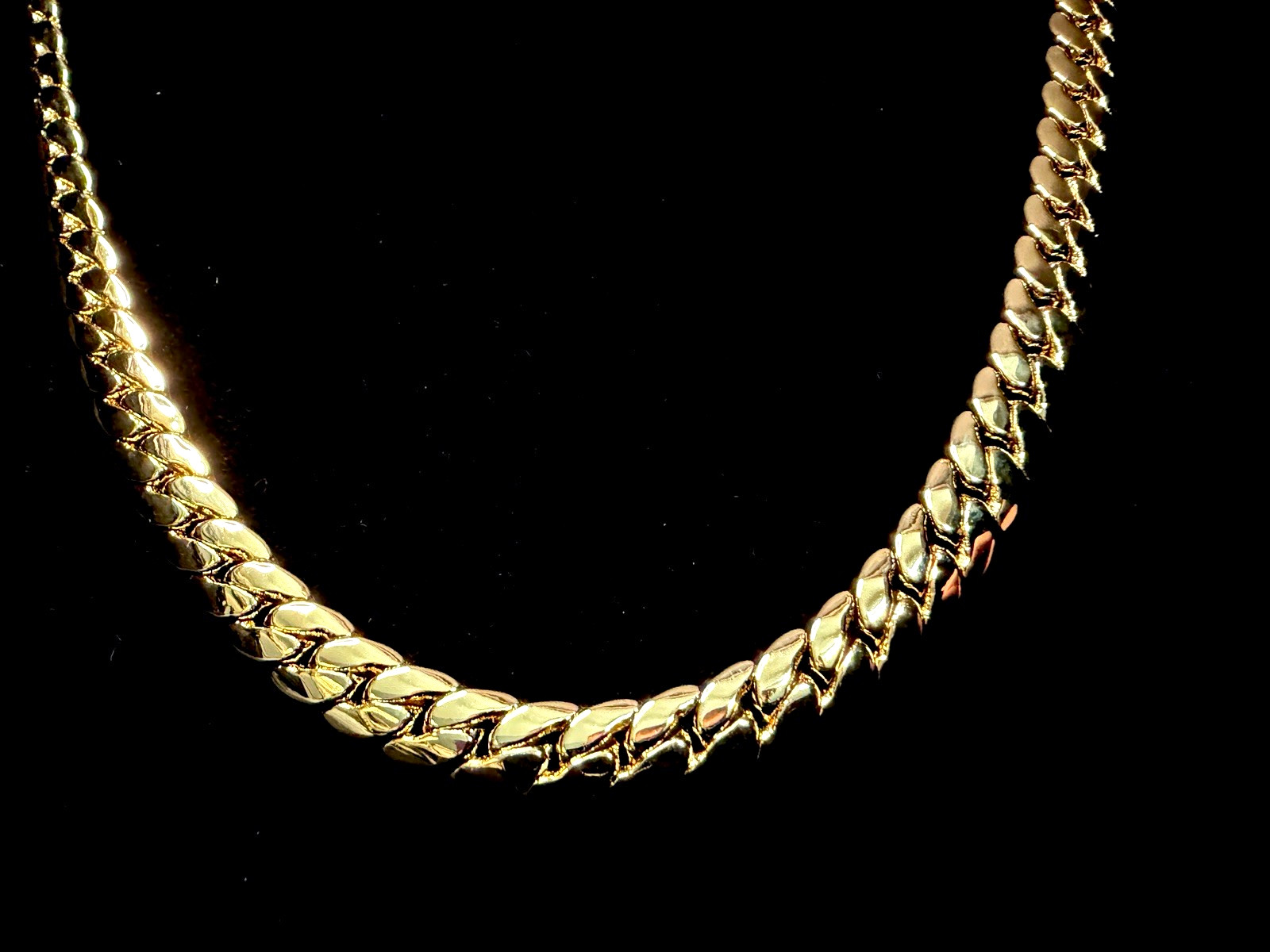 Miami Cuban 22in 8MM 14K gold premium plated necklace w/Box Lock. Rare Length