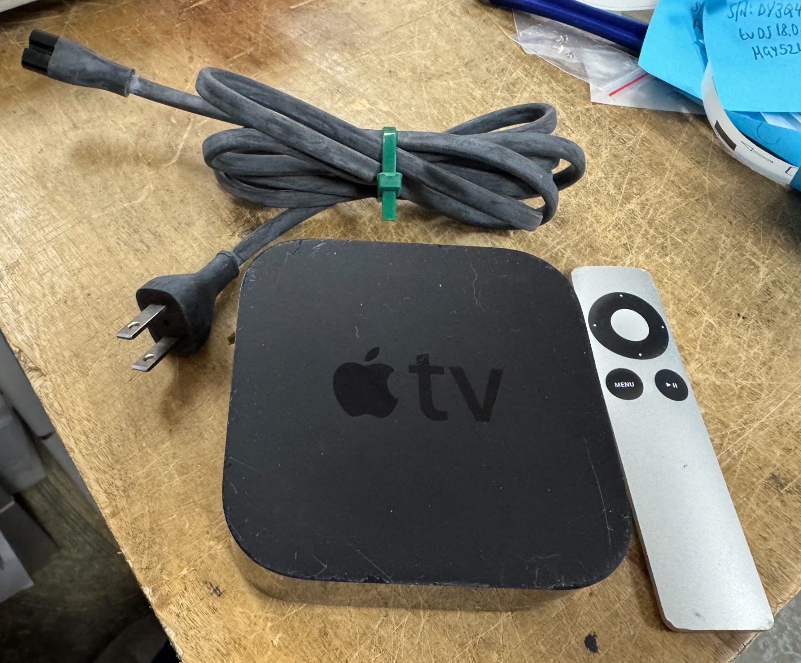 Apple TV HD(MGY52LL/A) w/Remote running tvOS 18.0 Apple TV HD(MGY52LL/A) w/Remote running tvOS 18.0