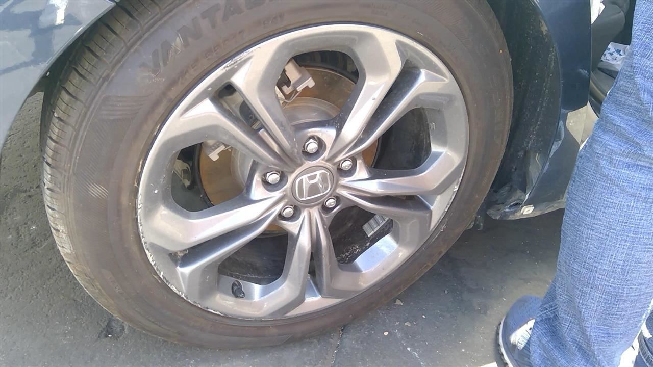 Wheel 17x7-1/2 Alloy 5 Double Spoke Painted Gray Fits 23-26 ACCORD c condition