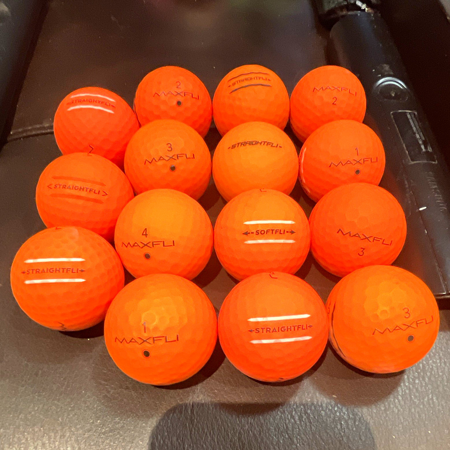 MAXFLI StraightFli Orange Golf Balls Lot of 15 MAXFLI StraightFli Orange Golf Balls Lot of 15
