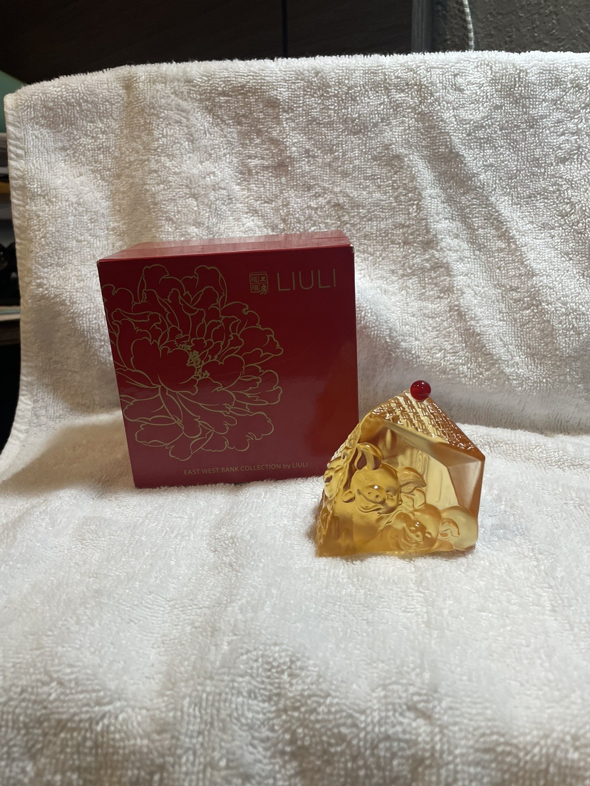 Signed LIULI Living 2018 Crystal Art Pig Sculpture House of Fortune Boxed MCM