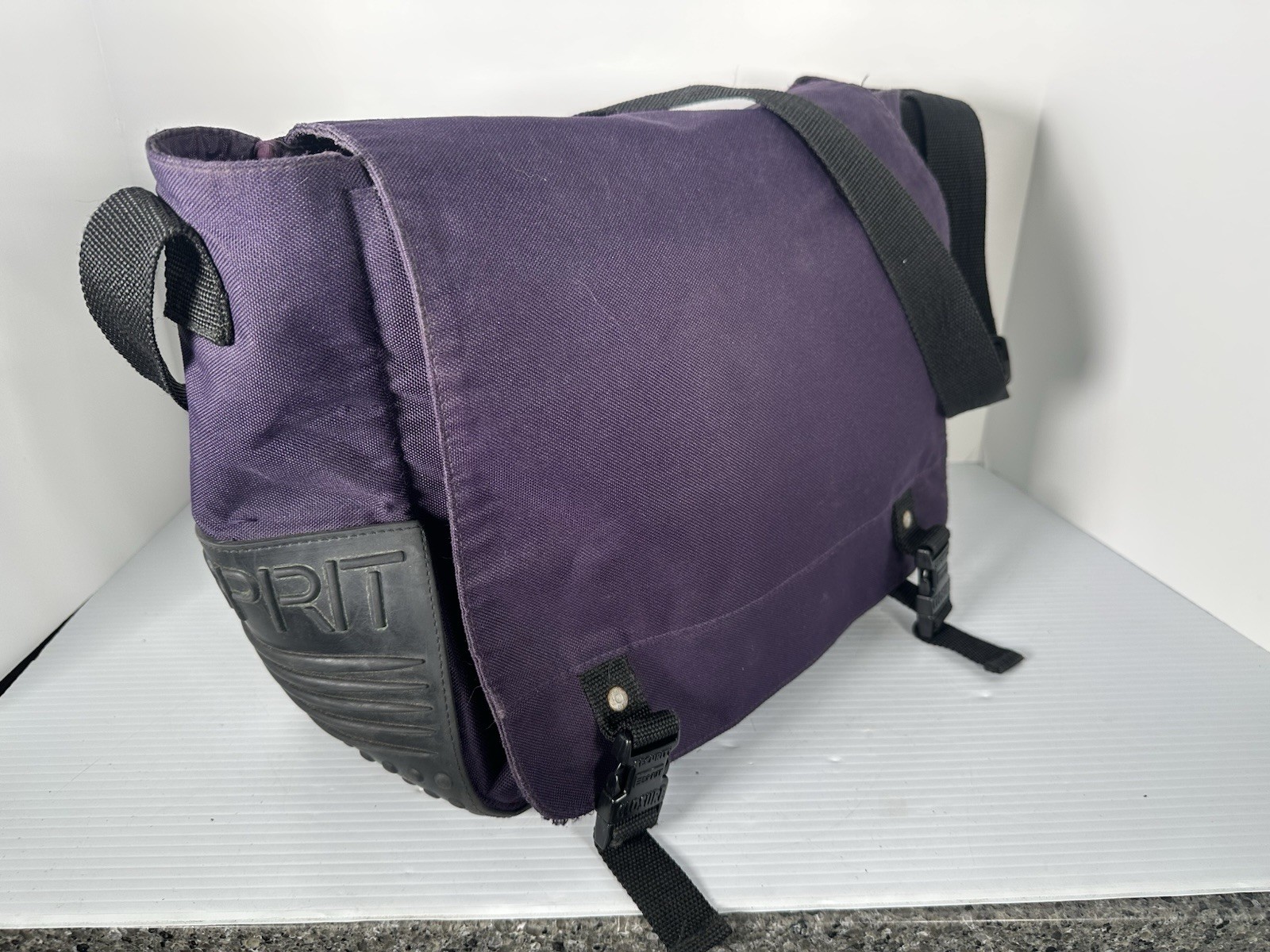 ESPRIT VINTAGE 90s Y2K MESSENGER SATCHEL SHOULDER BAG Rubber Bottom Purple ESPRIT VINTAGE 90s Y2K MESSENGER SATCHEL SHOULDER BAG Rubber Bottom Purple