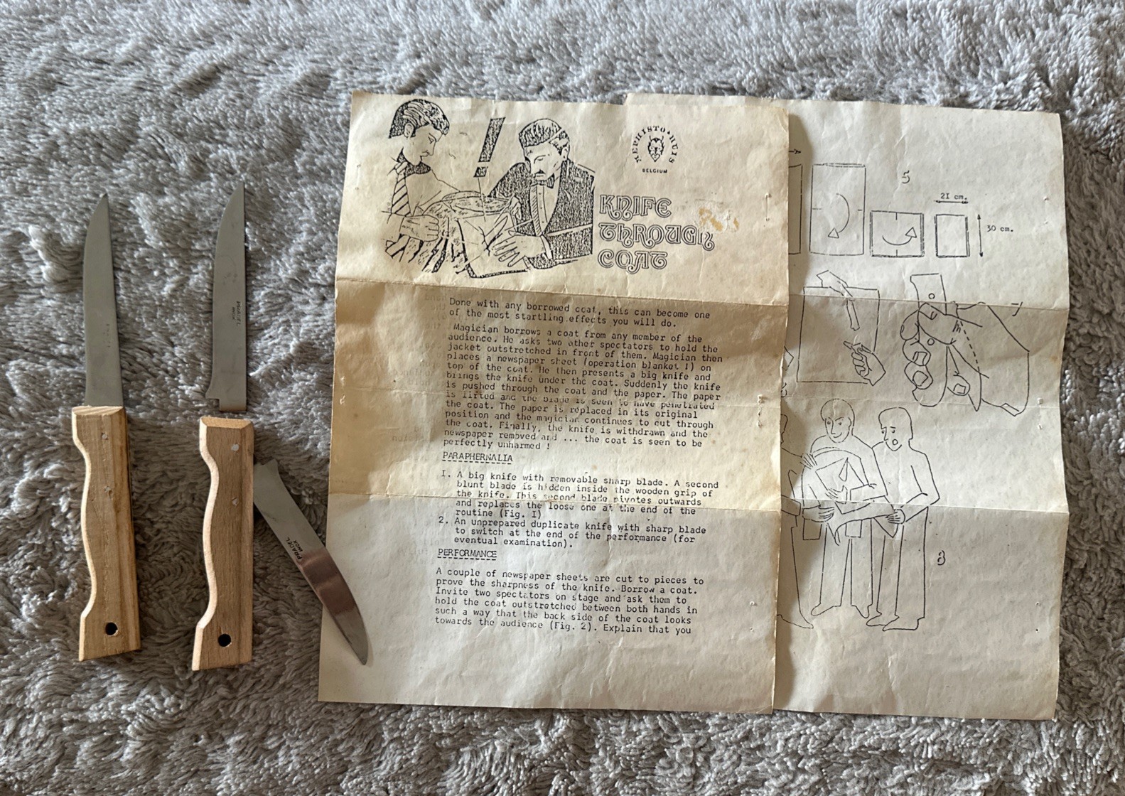 Mephisto Magic KNIFE THRU COAT Vintage Belgium Pradel Inox Knives Instructions Mephisto Magic KNIFE THRU COAT Vintage Belgium Pradel Inox Knives Instructions