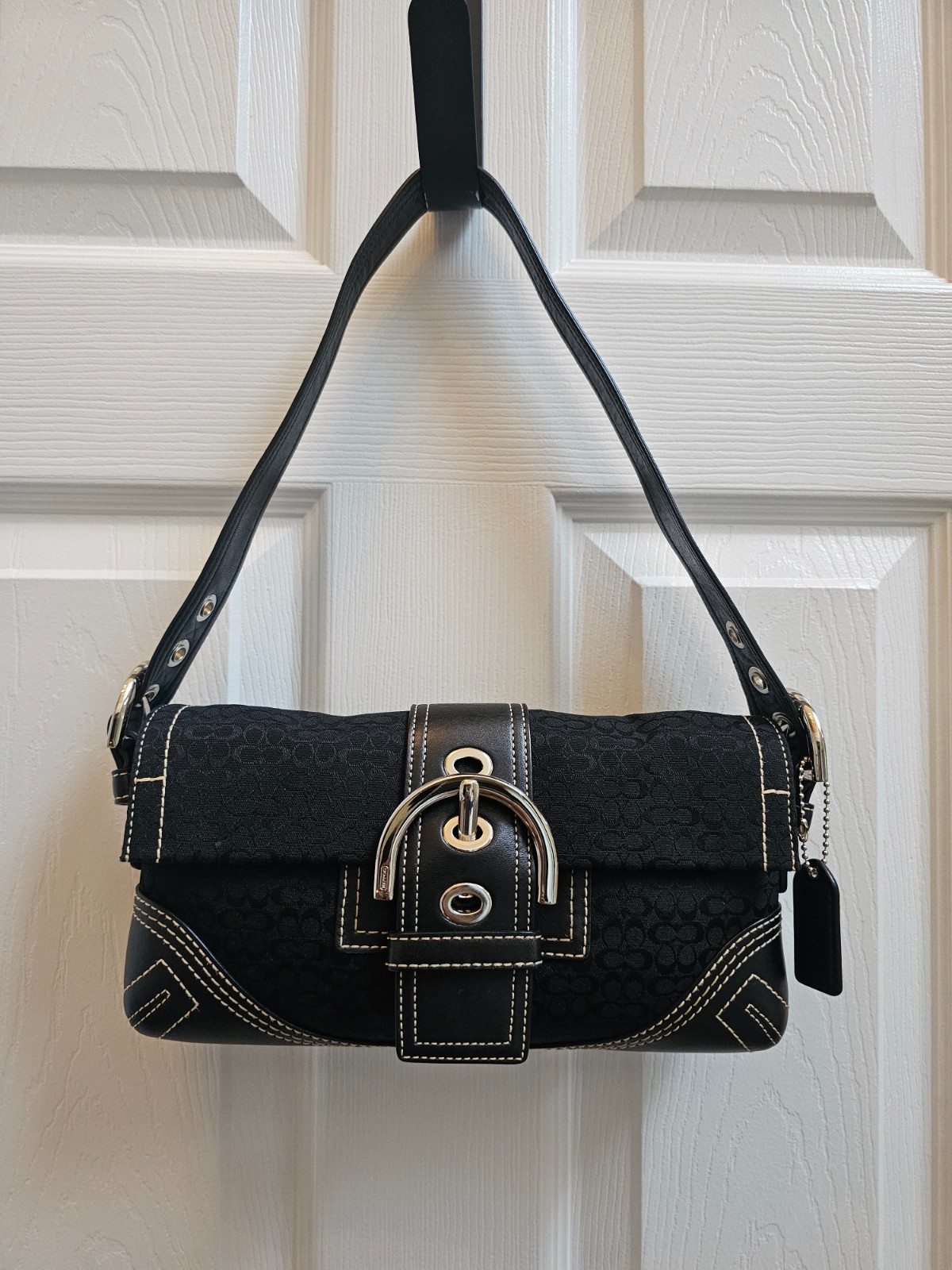 Coach Soho Mini Black Vintage Signature Buckle Flap Shoulder Bag Y2K 2000s 