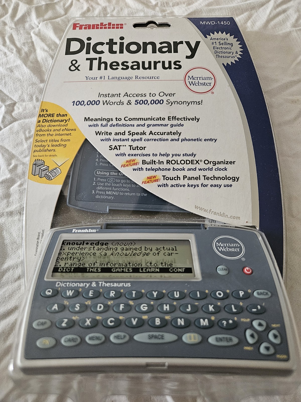 New Franklin Merriam Webster Electronic Dictionary and Thesaurus MWD-1450 1450
