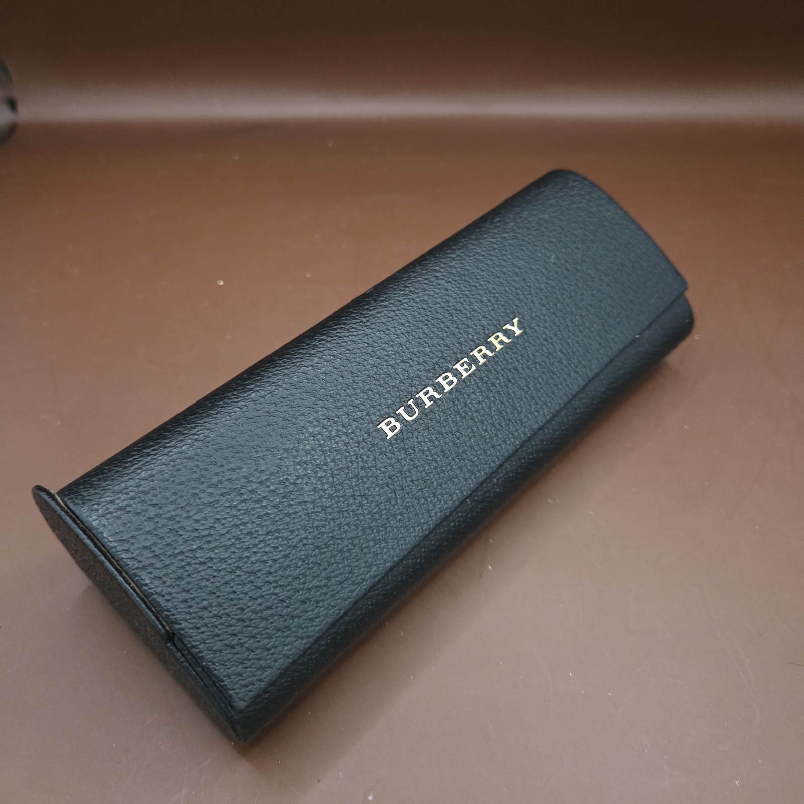 Burberry Universal Black Medium Hard Case Flip Magnetic Weekender Travel Designe