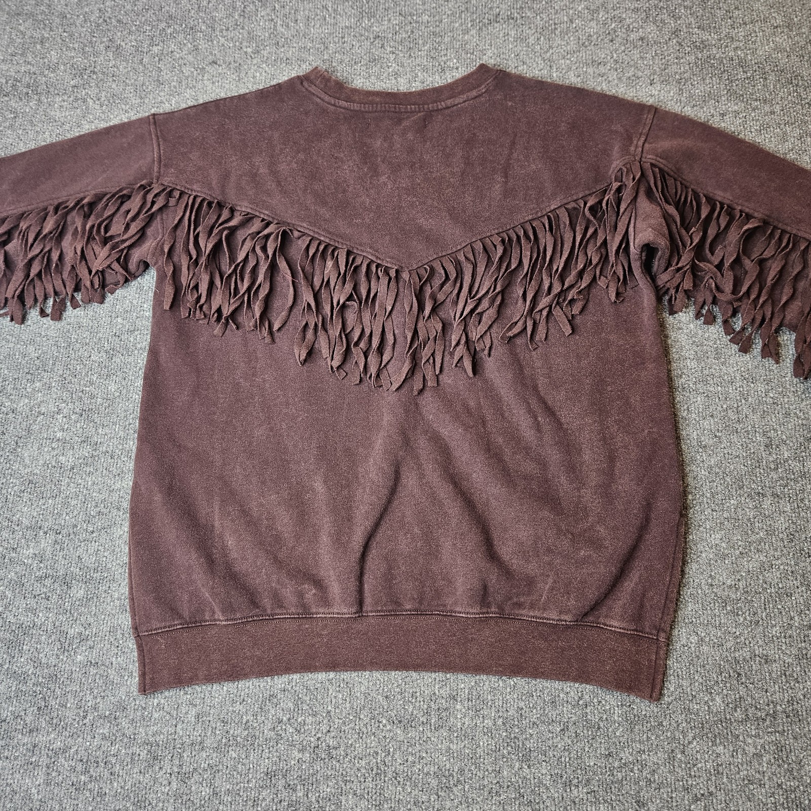 NWT Shyanne Women\'s Fringe Sweatshirt Size Medium Chocolate Brown Cowgirl