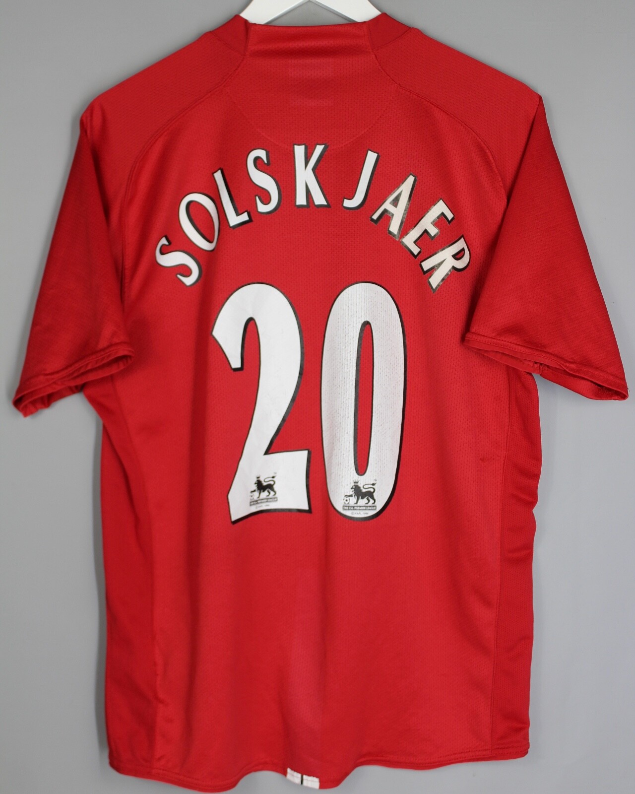 MANCHESTER UNITED 2007 2008 2009 HOME FOOTBALL SHIRT JERSEY #20 SOLSKJAER MANCHESTER UNITED 2007 2008 2009 HOME FOOTBALL SHIRT JERSEY #20 SOLSKJAER
