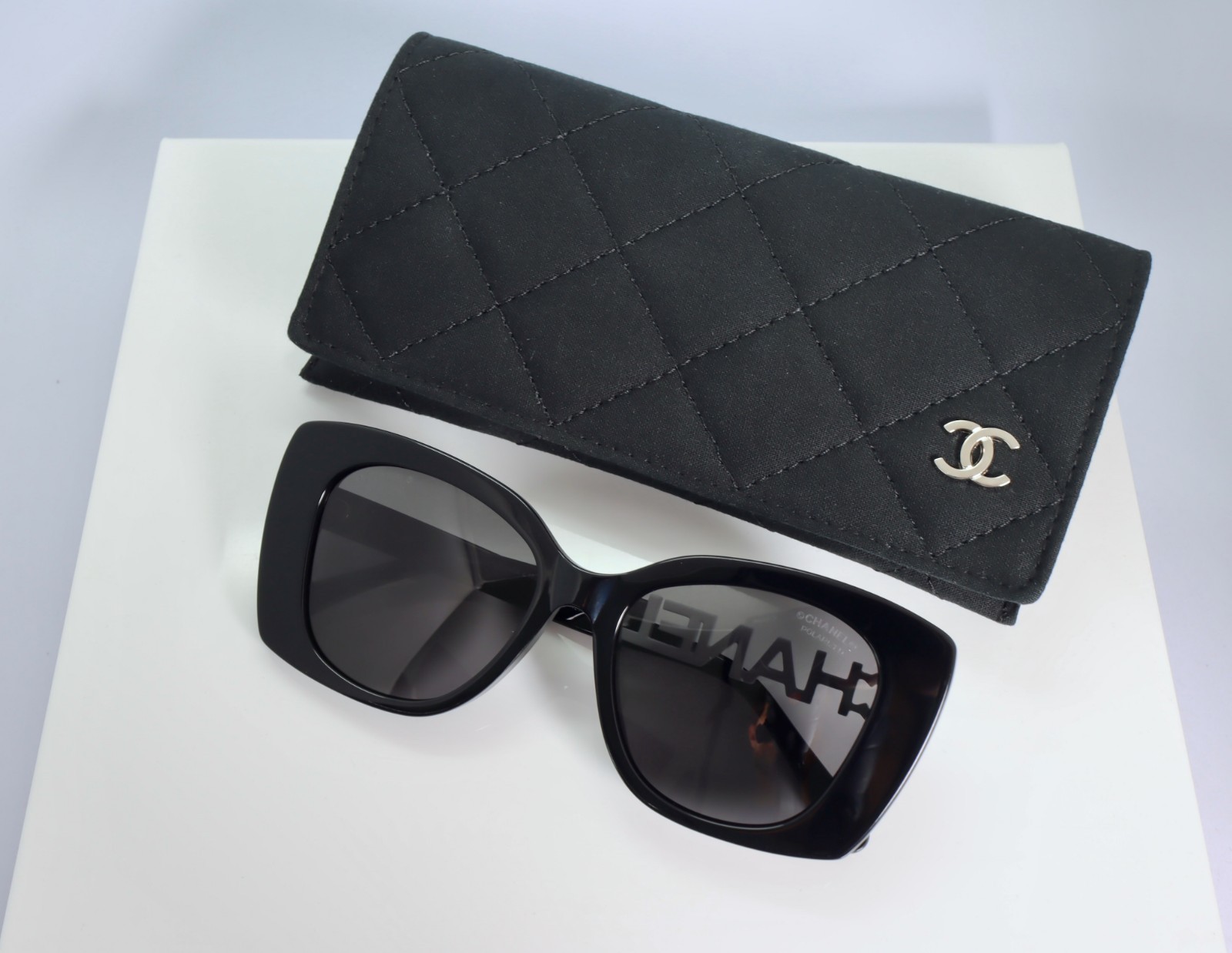 Chanel CH5422 53mm Square Sunglasses in Black w. Polarized Gray Lens Crystal Arm Chanel CH5422 53mm Square Sunglasses in Black w. Polarized Gray Lens Crystal Arm