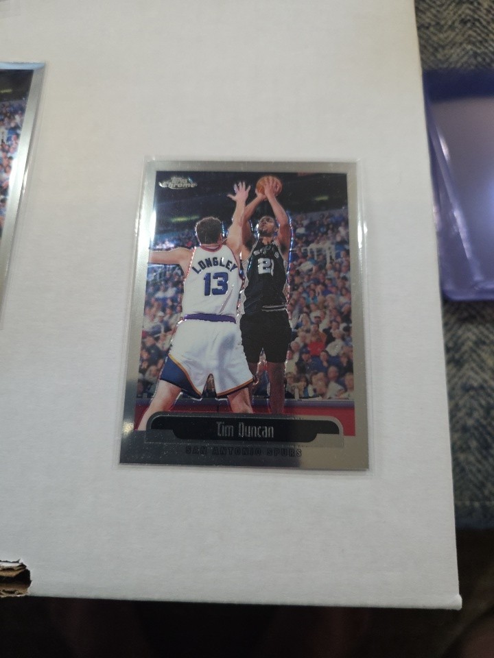 1999-00 Topps Chrome - Tim Duncan #121 1999-00 Topps Chrome - Tim Duncan #121