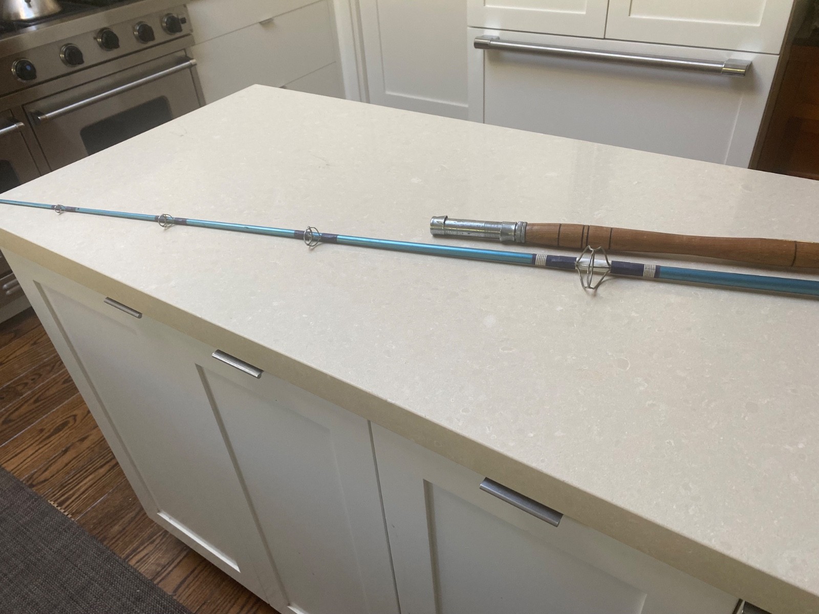 Vintage Signature 504 2-Piece Fishing Rod Pole 82\