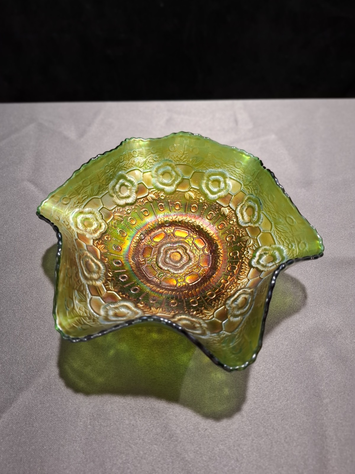 Vintage Amethyst FENTON Art Co Carnival Glass  \