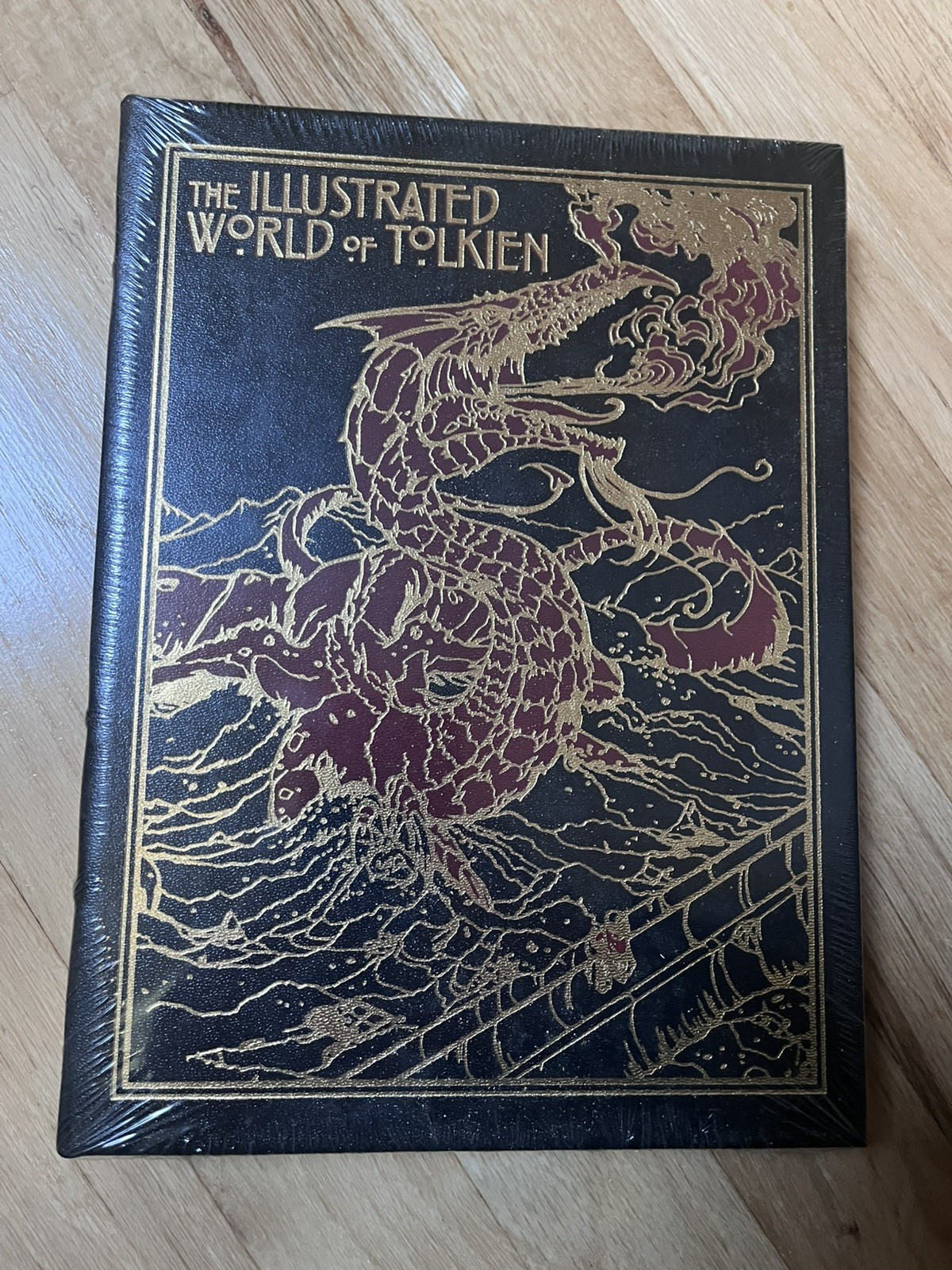 THE ILLUSTRATED WORLD OF TOLKIEN Easton Press J.R.R. Tolkien Lord Of The Rings