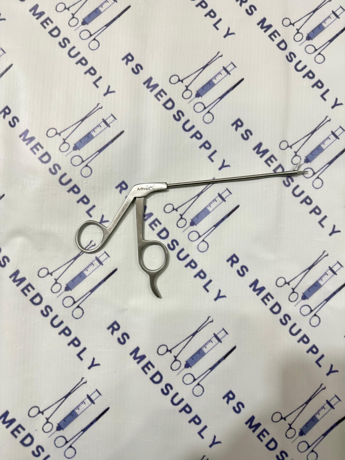 Arthrex Serrated Tooth Scissors Straight Tip 3.4mm 6.5\ Arthrex Serrated Tooth Scissors Straight Tip 3.4mm 6.5\