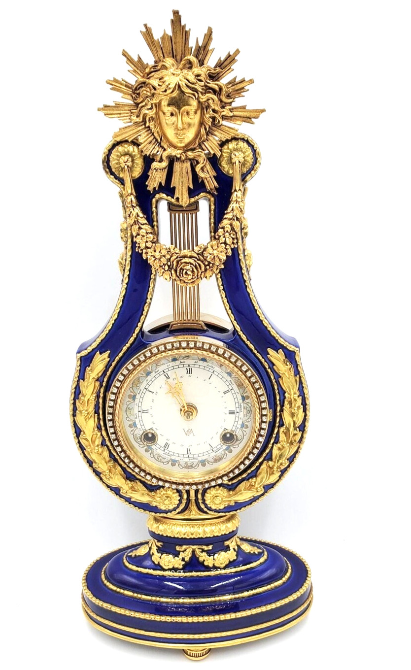 Franklin Mint - Victoria & Albert Museum - Marie Antoinette Lyre Clock w/key