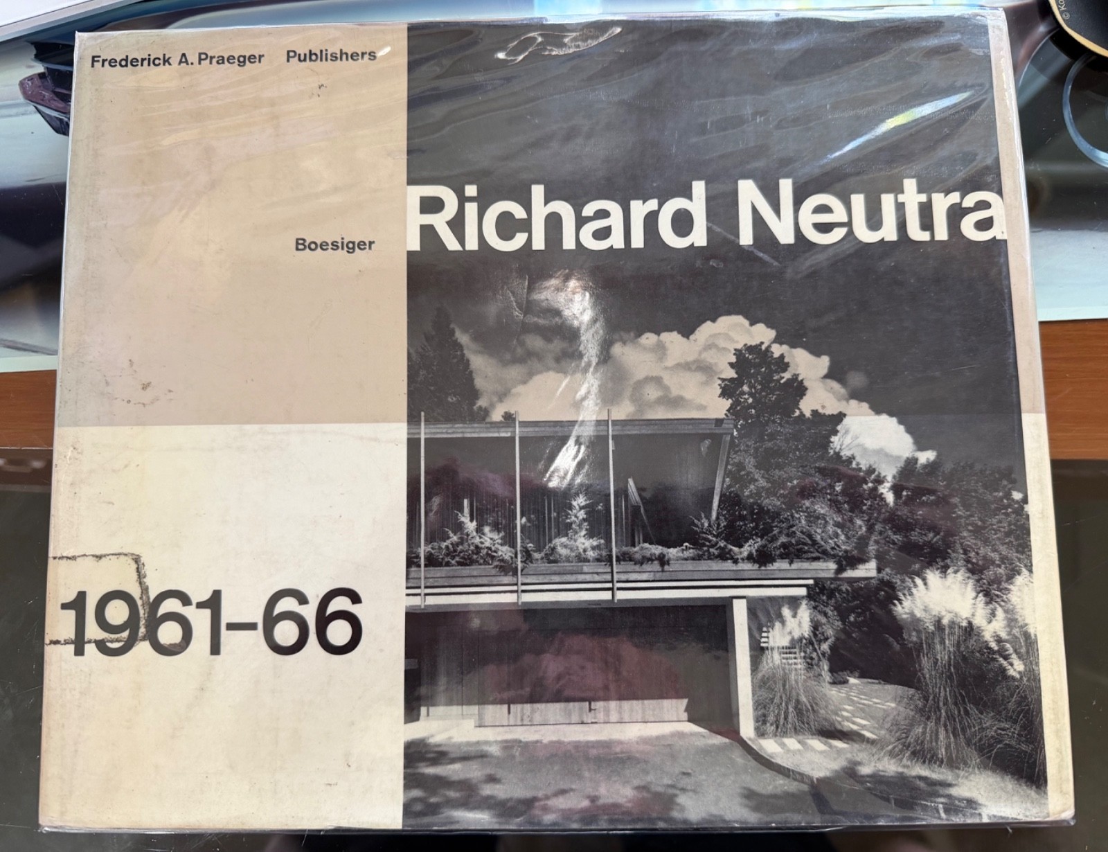 Richard Neutra 1961-66 Buildings & Projects 1966 | Praeger 1st Edition DJ