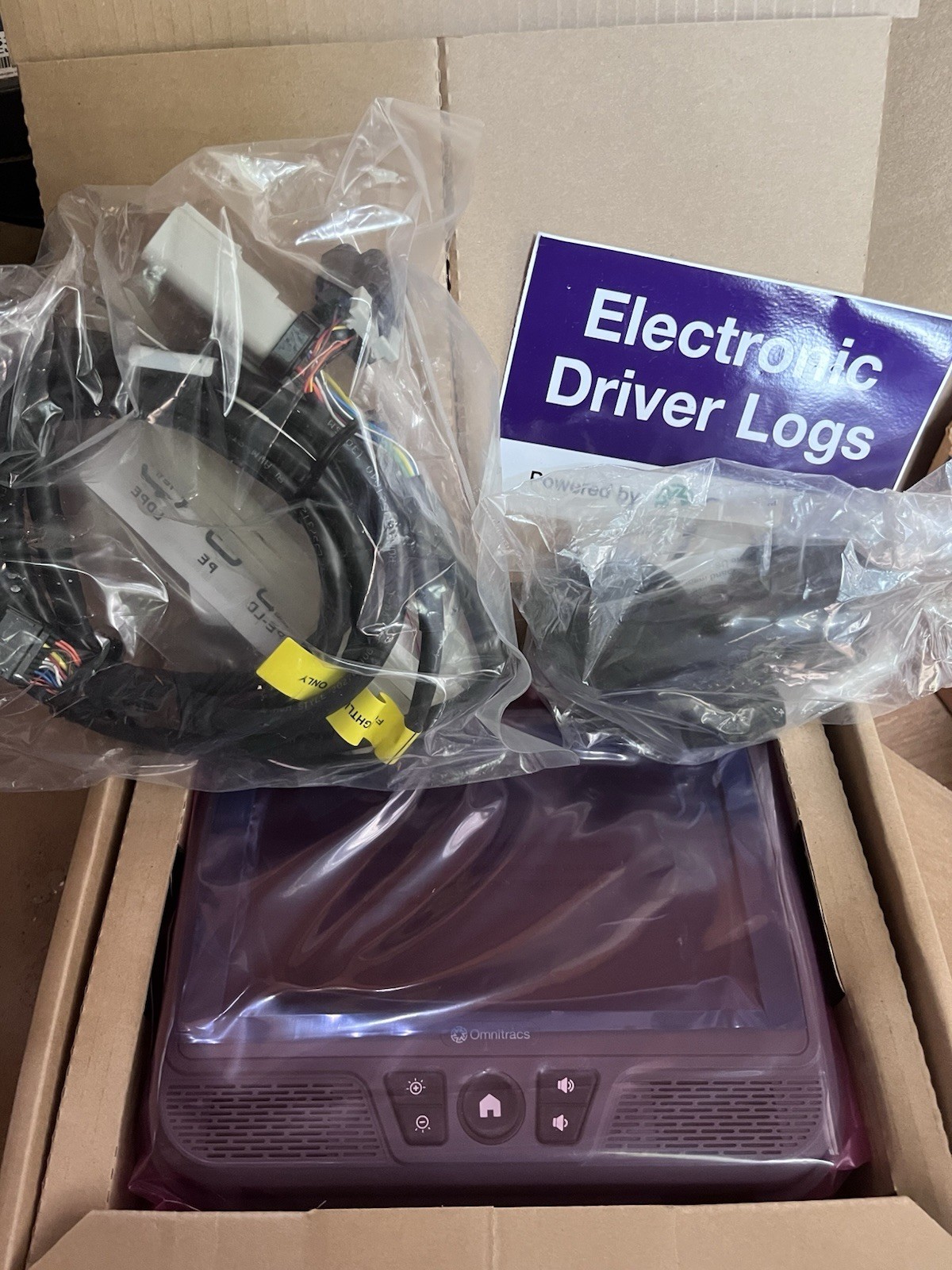 Omnitracs ELD Device CV90-JE045-101 used good condition Omnitracs ELD Device CV90-JE045-101 used good condition