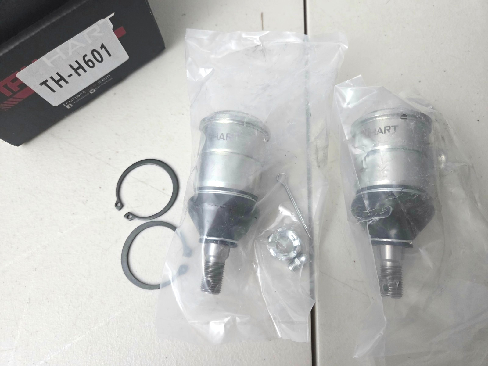 Truhart Front Roll Center Adjuster New Set For 92-00 Civic 94-01 Integra TH-H601