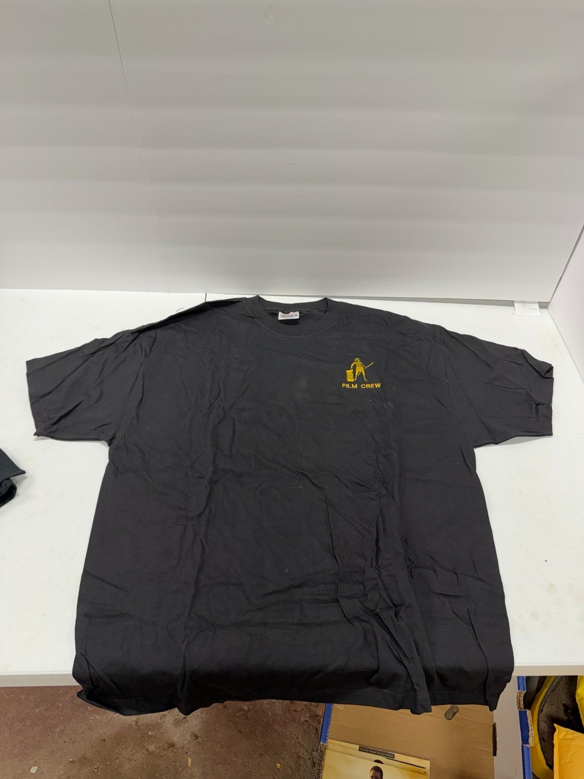 Vintage Gladiator Film Crew T-Shirt XL Embroidered Roman Soldier Hanes Beefy T