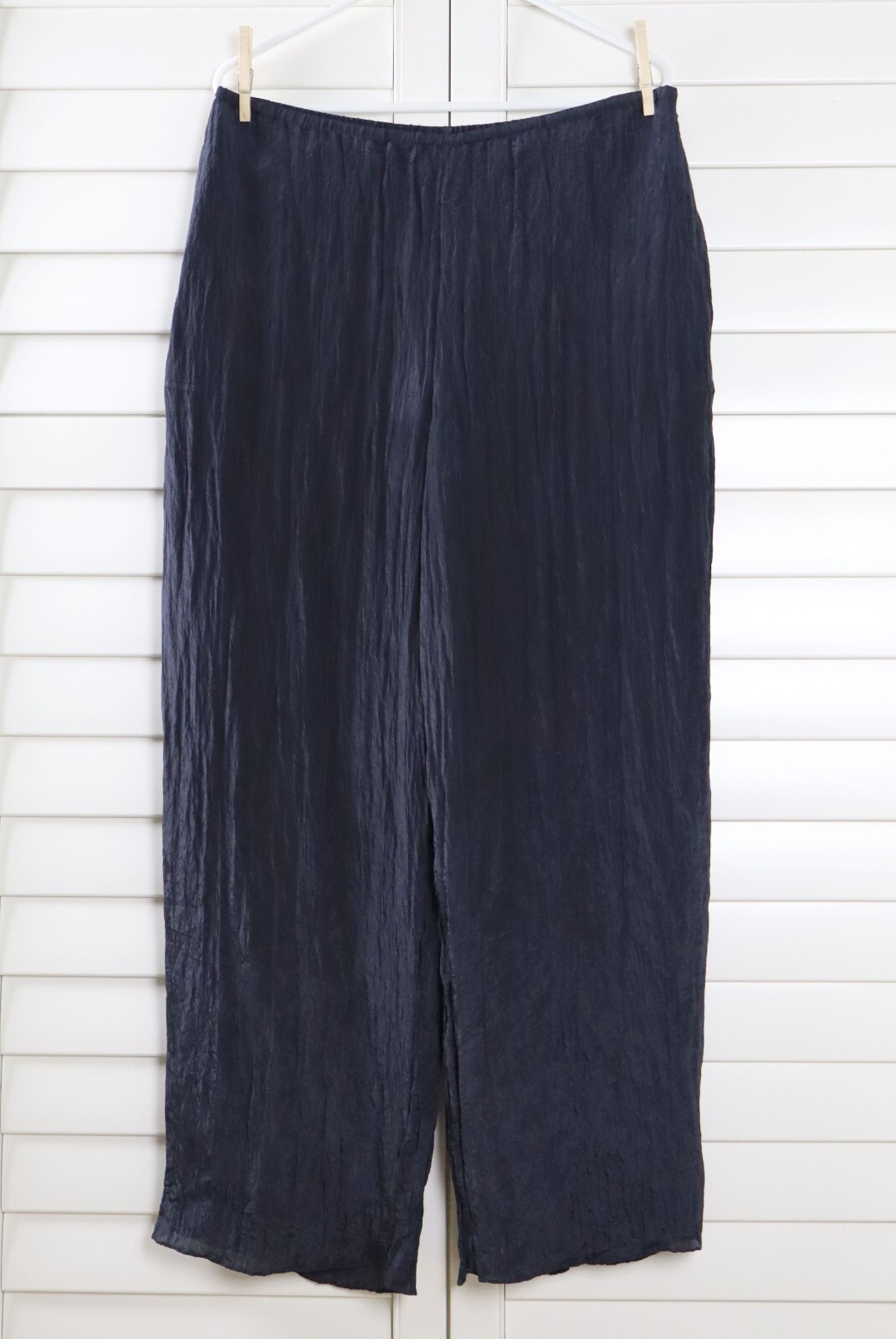 VINCE NWT $295 Creased Solid Navy Crinkle Straight Leg Pants Size Large