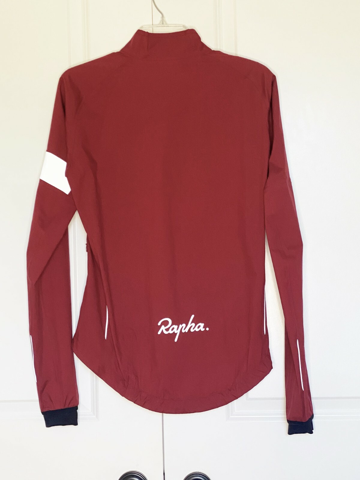 NWOT RAPHA \'PRO TEAM\' BURGUNDY 100% NYLON ROAD CYCLING WINDBRAKER JACKET SIZE:S 