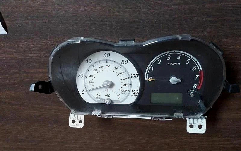 2004-2005 Scion XA Speedometer Gauges Cluster Assembly AT, With Warranty OEM