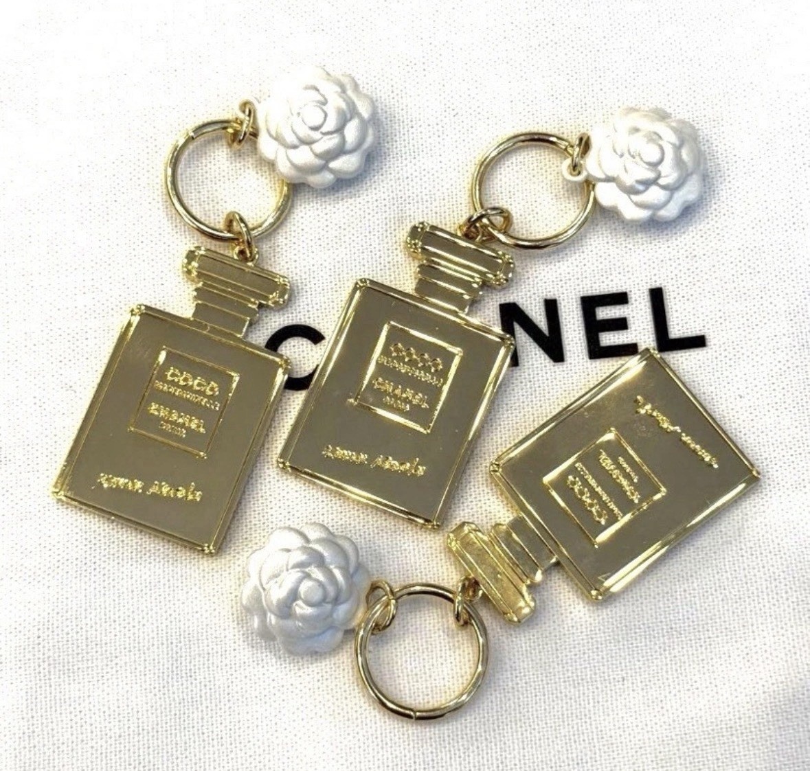×3 Authentic CHANEL Beauty Gold Bottle Camellia Charm ship from Japan NEW