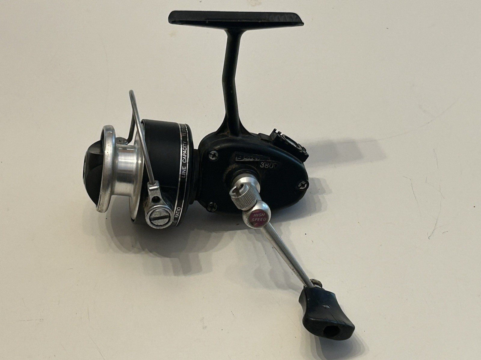 Vintage 1980’s Garcia Mitchell 3800 Spinning Fishing Reel Made In Japan - Used Vintage 1980’s Garcia Mitchell 3800 Spinning Fishing Reel Made In Japan - Used