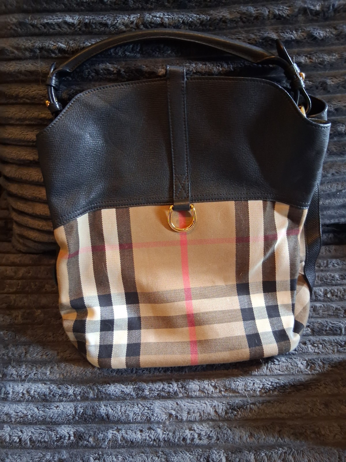 Burberry Sycamore Hobo House Canvas And Leather Medium Burberry Sycamore Hobo House Canvas And Leather Medium