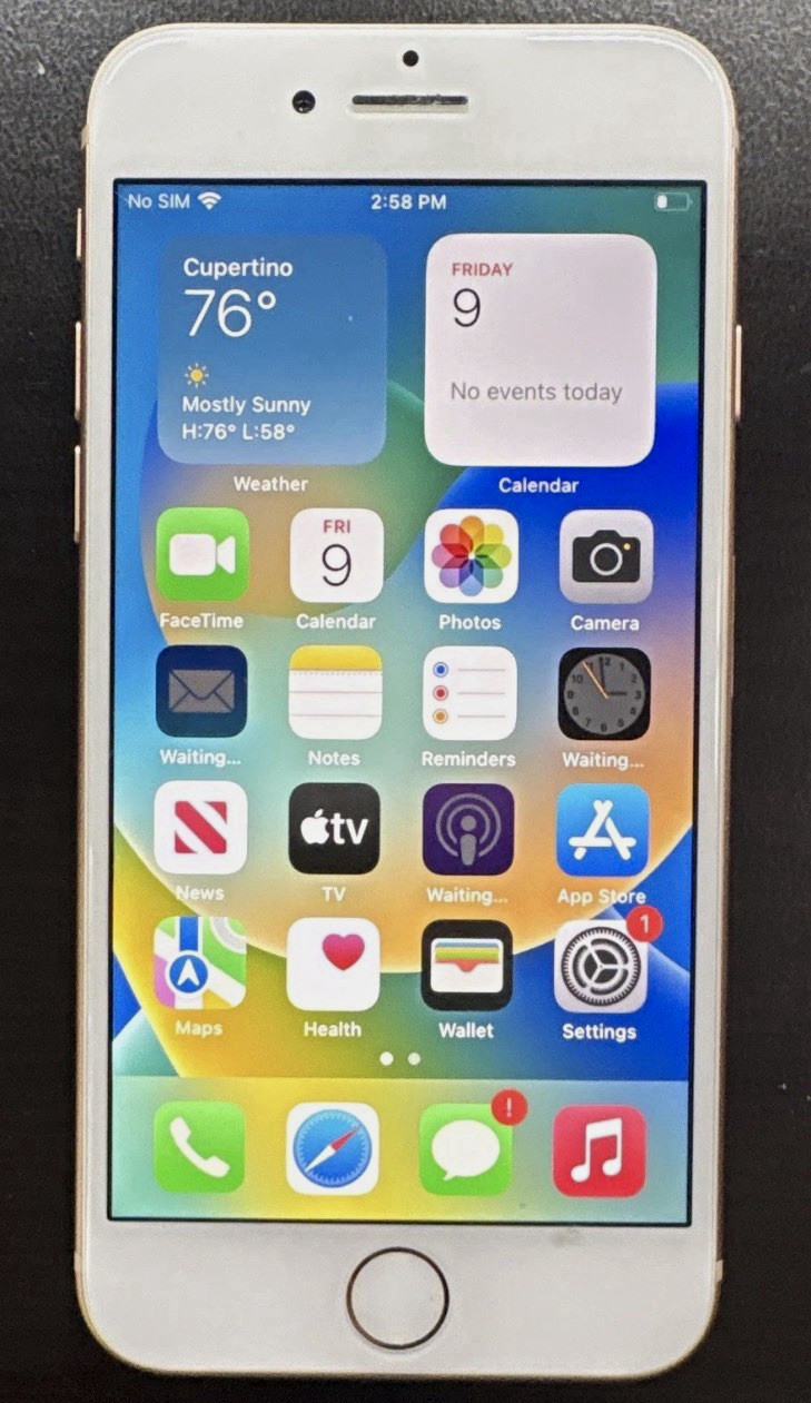 Apple iPhone 8 White iOS Smartphone Bar Style 12MP Rear Camera 12 Megapixel Apple iPhone 8 White iOS Smartphone Bar Style 12MP Rear Camera 12 Megapixel