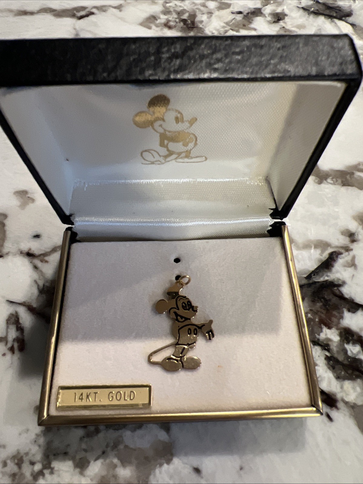 Vintage Walt Disney Mickey Mouse 14K gold Charm Pendent 0.97g pre-owned Vintage Walt Disney Mickey Mouse 14K gold Charm Pendent 0.97g pre-owned