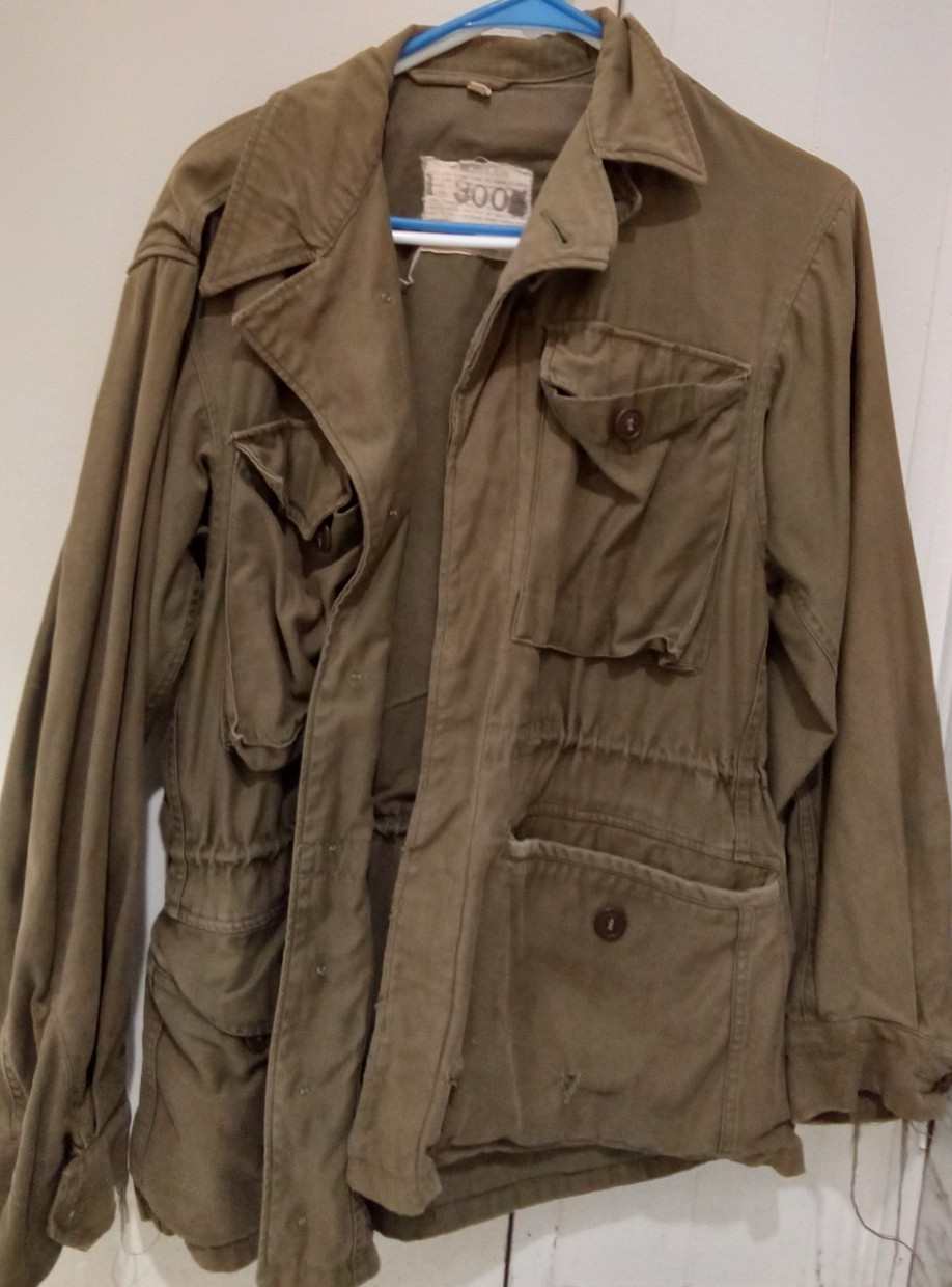 Original Vintage WW2 US Army M-1943 M43 Field Jacket Size 32R Original Vintage WW2 US Army M-1943 M43 Field Jacket Size 32R