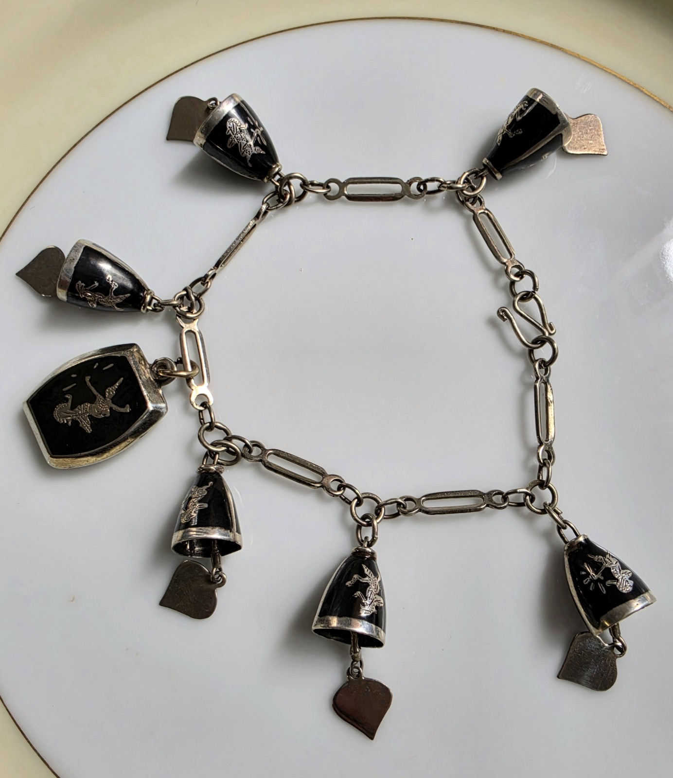 Vintage Siam Sterling Silver Bell Bracelet Niello Black Enamel 6 Jingling Bells Vintage Siam Sterling Silver Bell Bracelet Niello Black Enamel 6 Jingling Bells