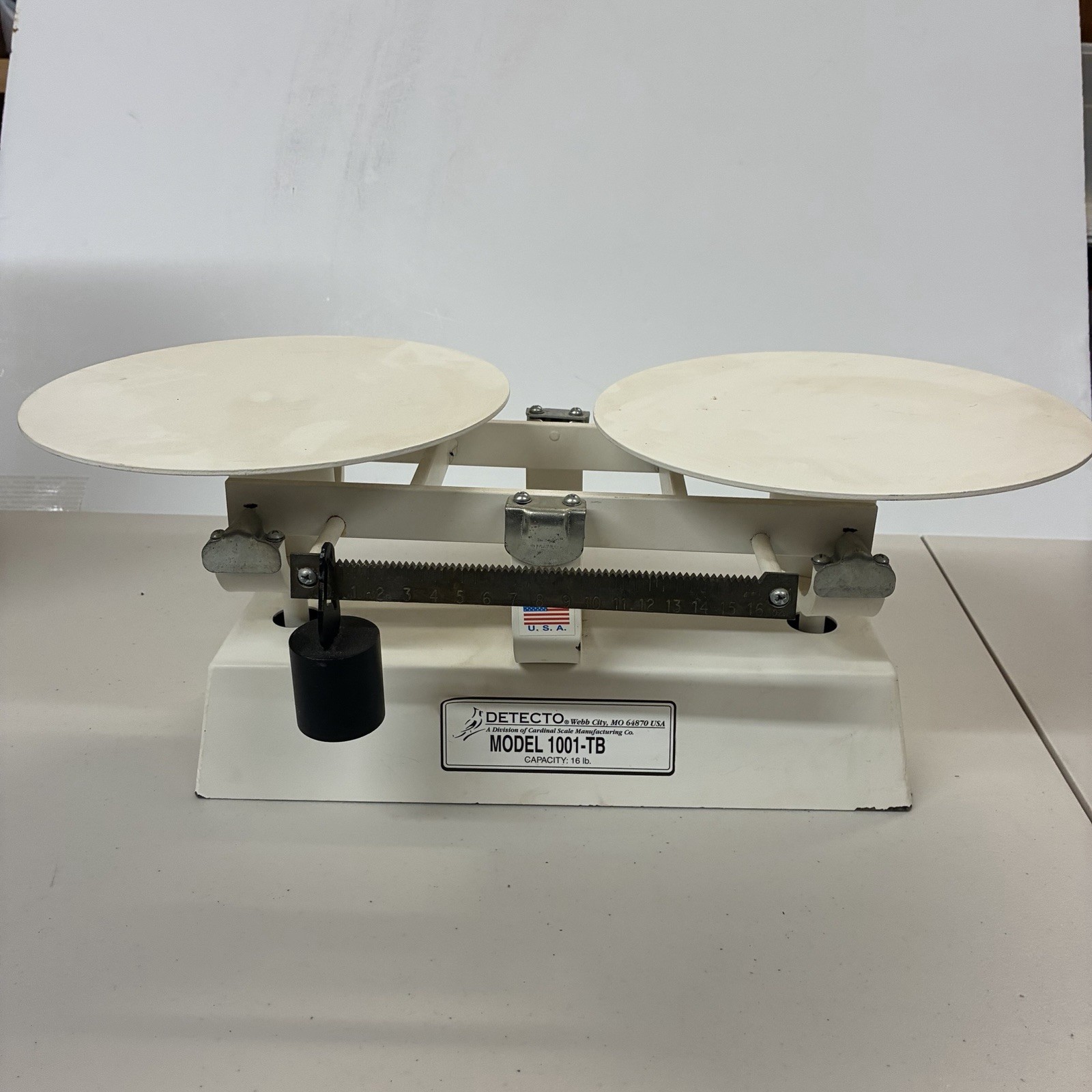Detecto 1001-TB Mechanical Balance Beam Baking Dough Scale 16lb Capacity White