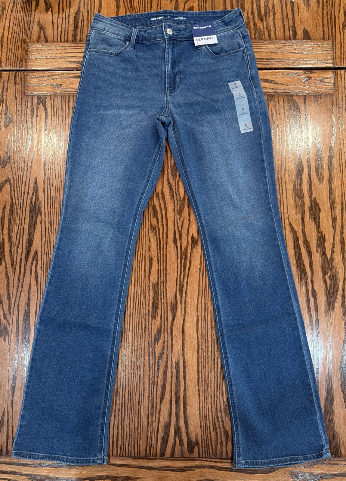 Old Navy Wow Boot Cut Mid rise Medium Wash Jeans Stretch Womens 8 Long NWT Old Navy Wow Boot Cut Mid rise Medium Wash Jeans Stretch Womens 8 Long NWT