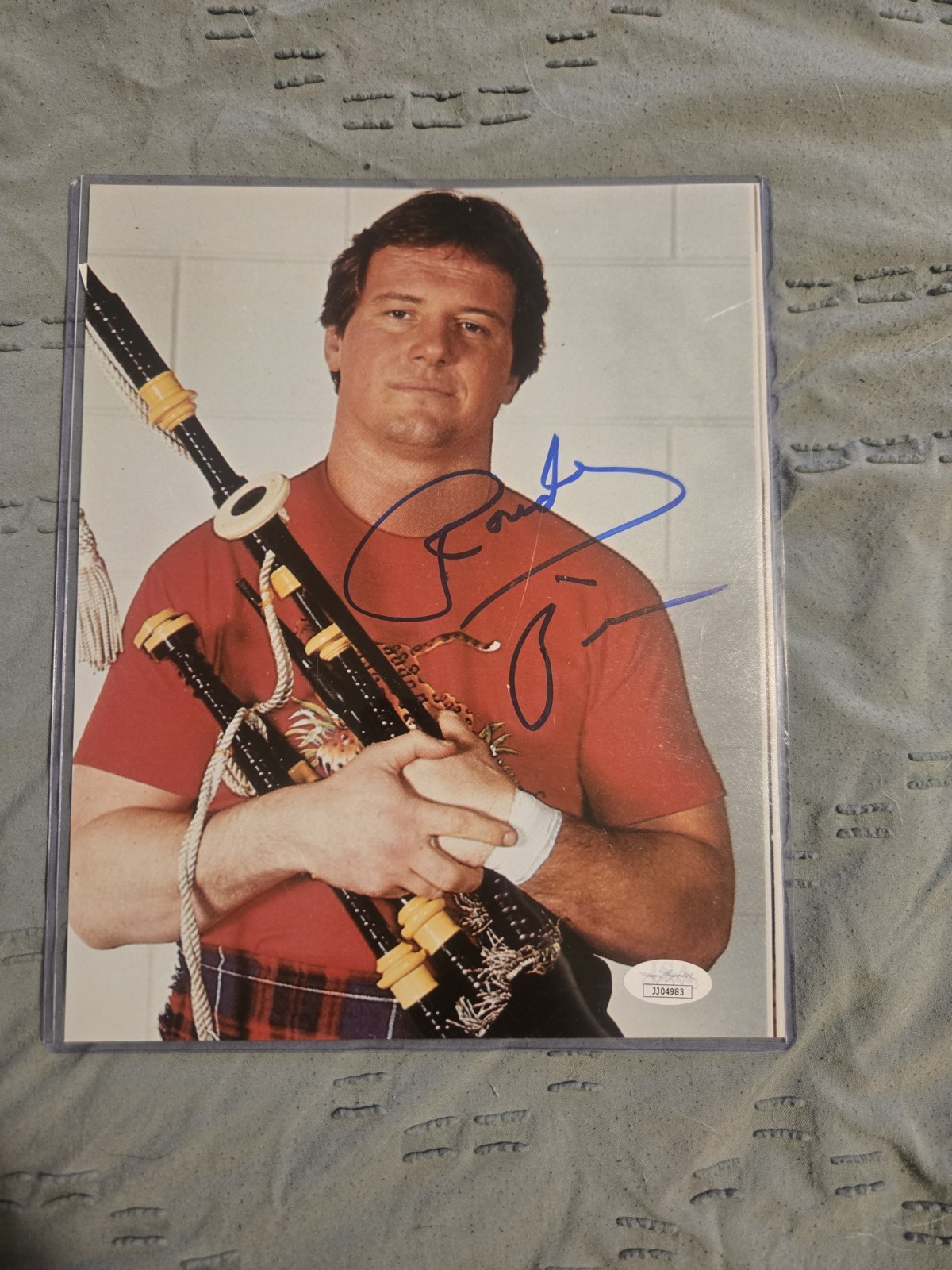 ​RODDY PIPER Signed Auto 8x10 Photo Rowdy Bagpipes Kilt WWF WWE Hall JSA JJ04983
