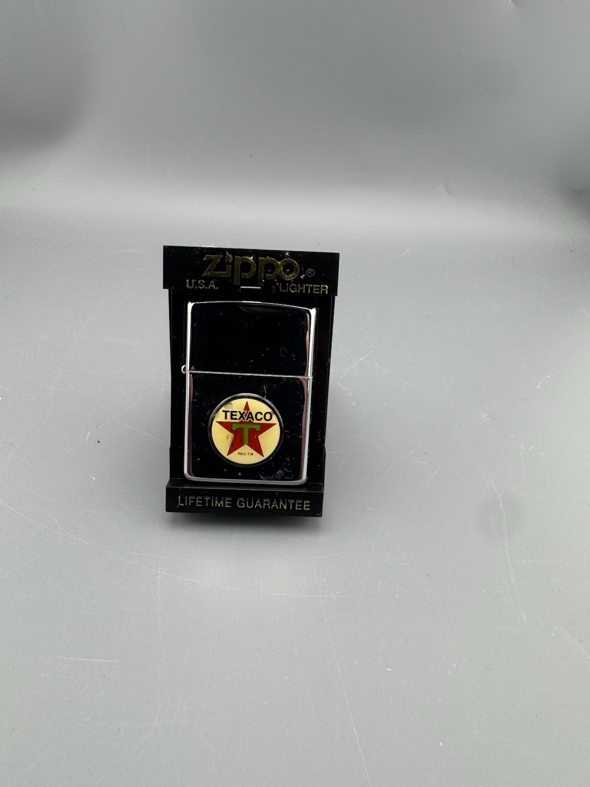 Zippo 1996 Texaco Star Emblem Polished Chrome Lighter Sealed in Box Zippo 1996 Texaco Star Emblem Polished Chrome Lighter Sealed in Box