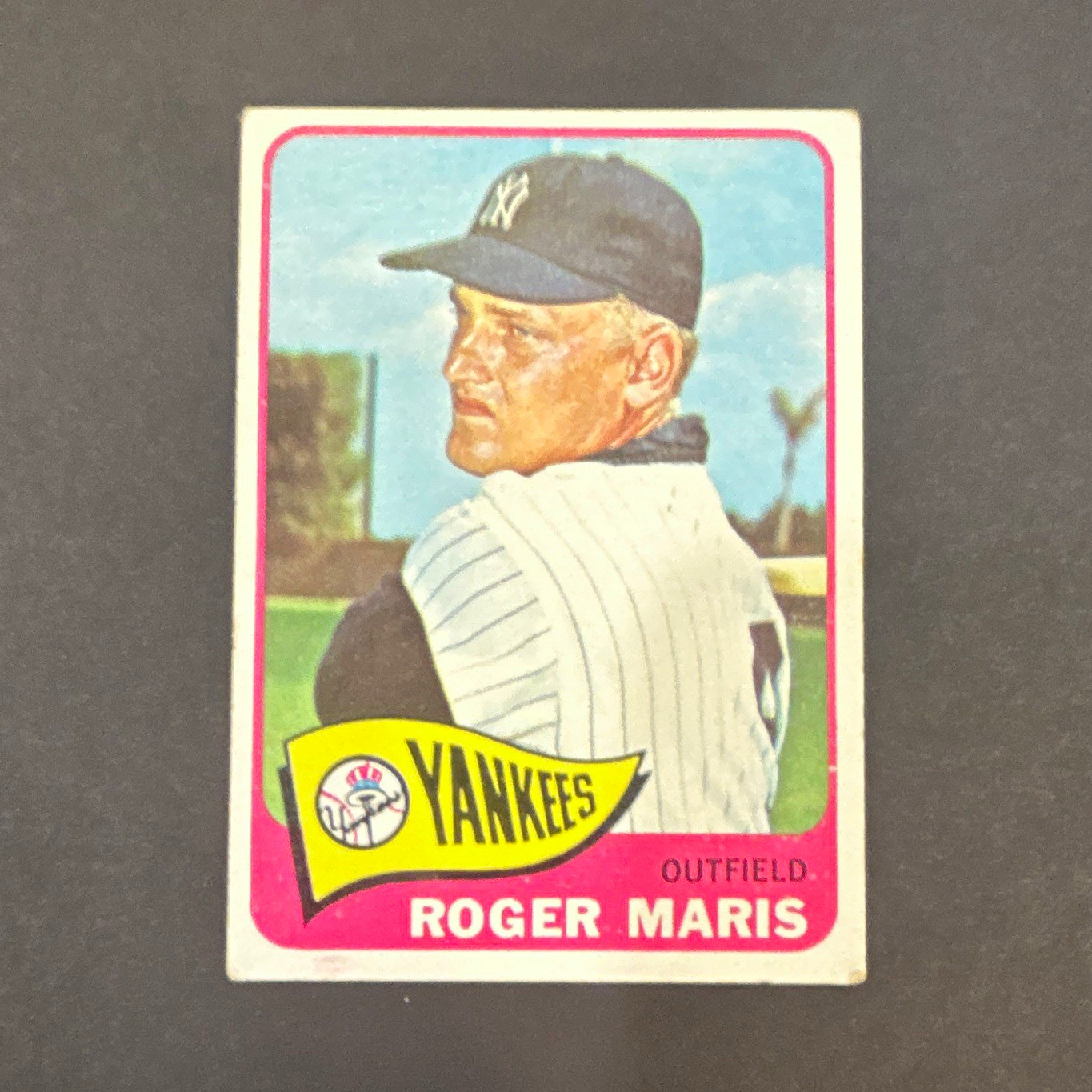 Topps 1965 Topps Roger Maris New York Yankees #155 Base Set MLB Baseball Topps 1965 Topps Roger Maris New York Yankees #155 Base Set MLB Baseball