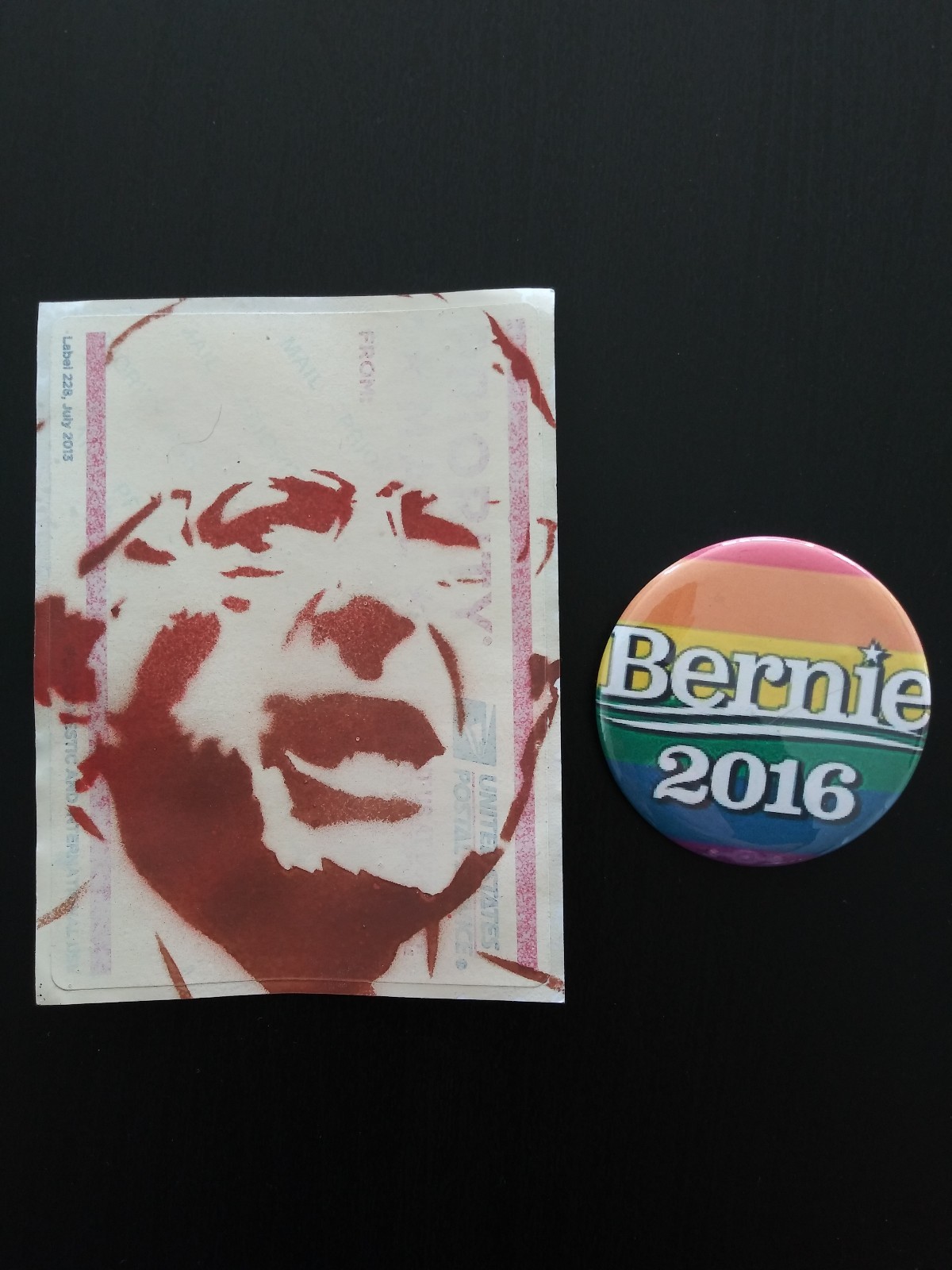 BERNIE SANDERS Rare 2016 PIN babes for Bernie 2 pink rubber bangles graffit .