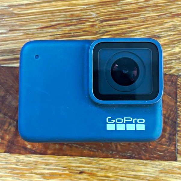 GoPro HERO7 Action Camera Gray w/ Frame Housing, Head/Chest Straps, 12MP GoPro HERO7 Action Camera Gray w/ Frame Housing, Head/Chest Straps, 12MP