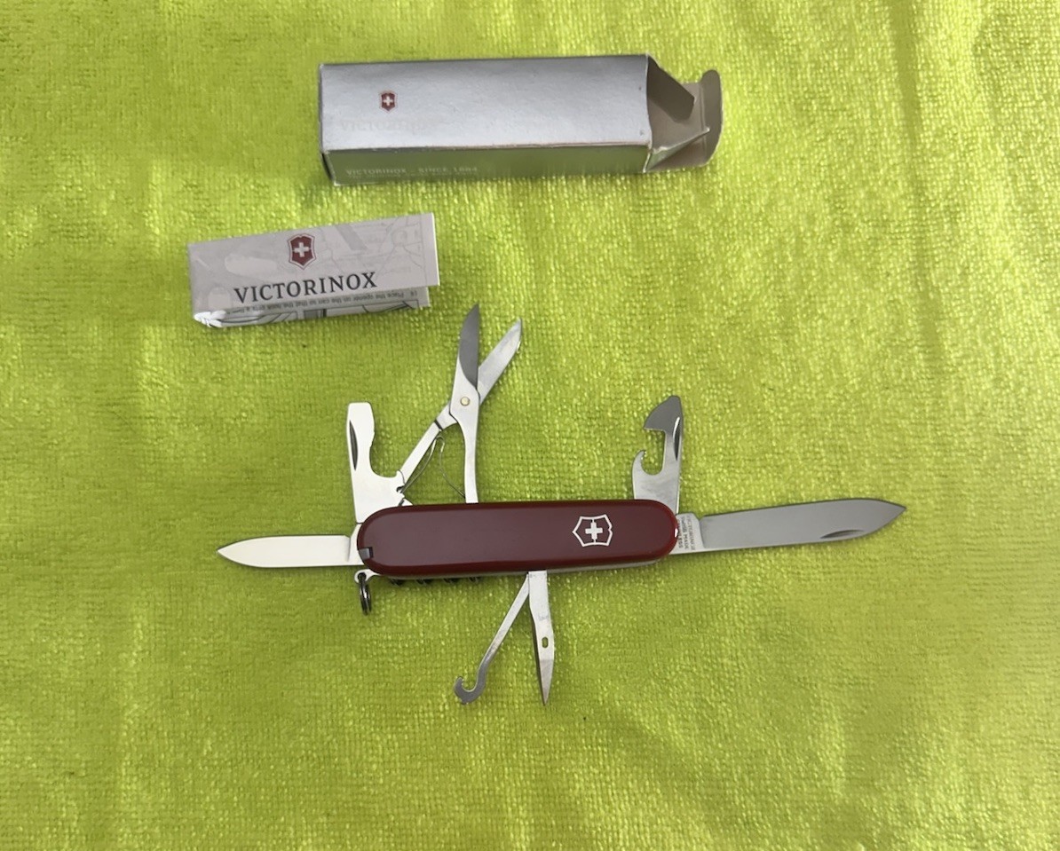 Vintage Victorinox Climber Swiss Army Knife 91mm Scissors Boxed 1991 NOS Vintage Victorinox Climber Swiss Army Knife 91mm Scissors Boxed 1991 NOS