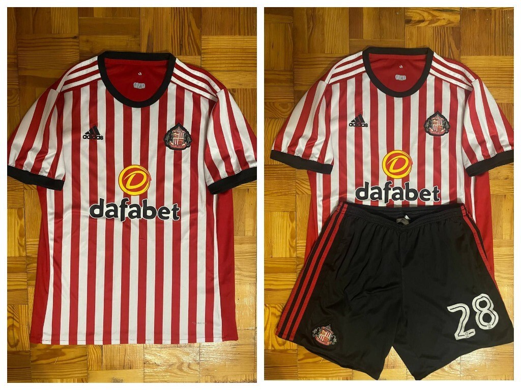 Sunderland (2017/18) - Homa - Authentic Football Jersey & Shorts Kit Sunderland (2017/18) - Homa - Authentic Football Jersey & Shorts Kit