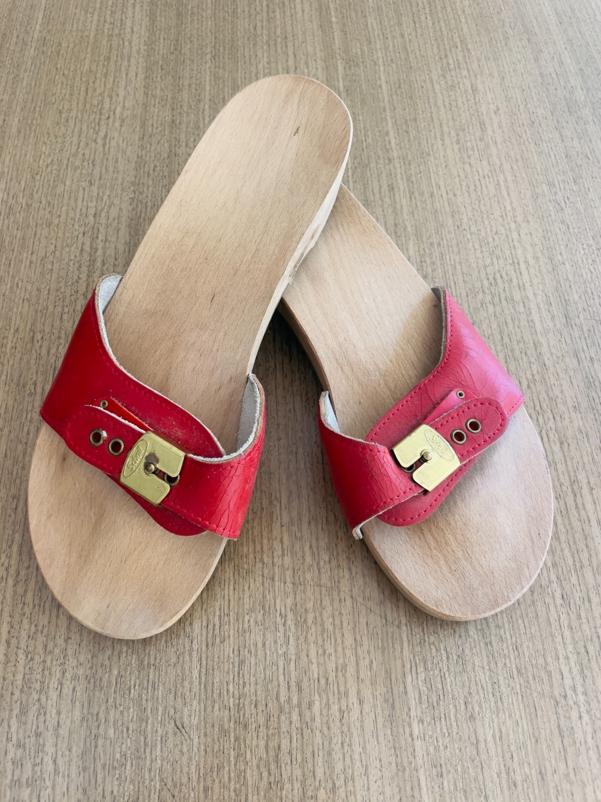 Dr. Scholl\'s Original Wooden Sandal in Red Leather in Excellent Condition Size 9 Dr. Scholl\'s Original Wooden Sandal in Red Leather in Excellent Condition Size 9
