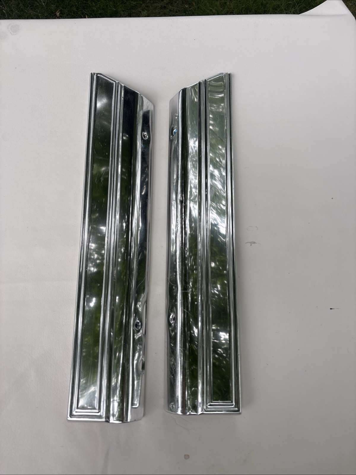 1980-1990 Chevrolet Caprice Pontiac Parisienne Front Seat Moulding/molding/trim