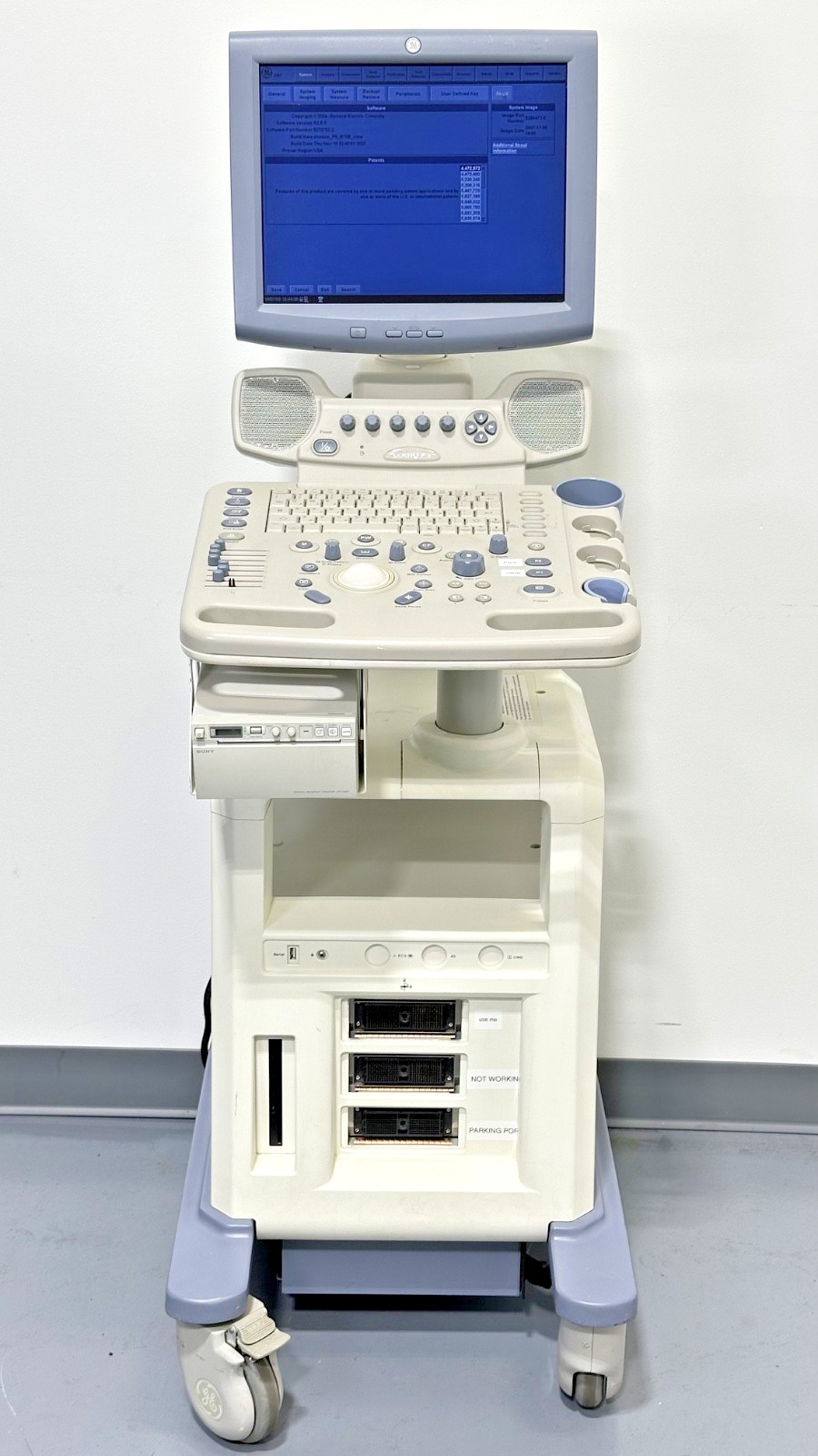 2007 GE Logiq P5 Ultrasound System Console