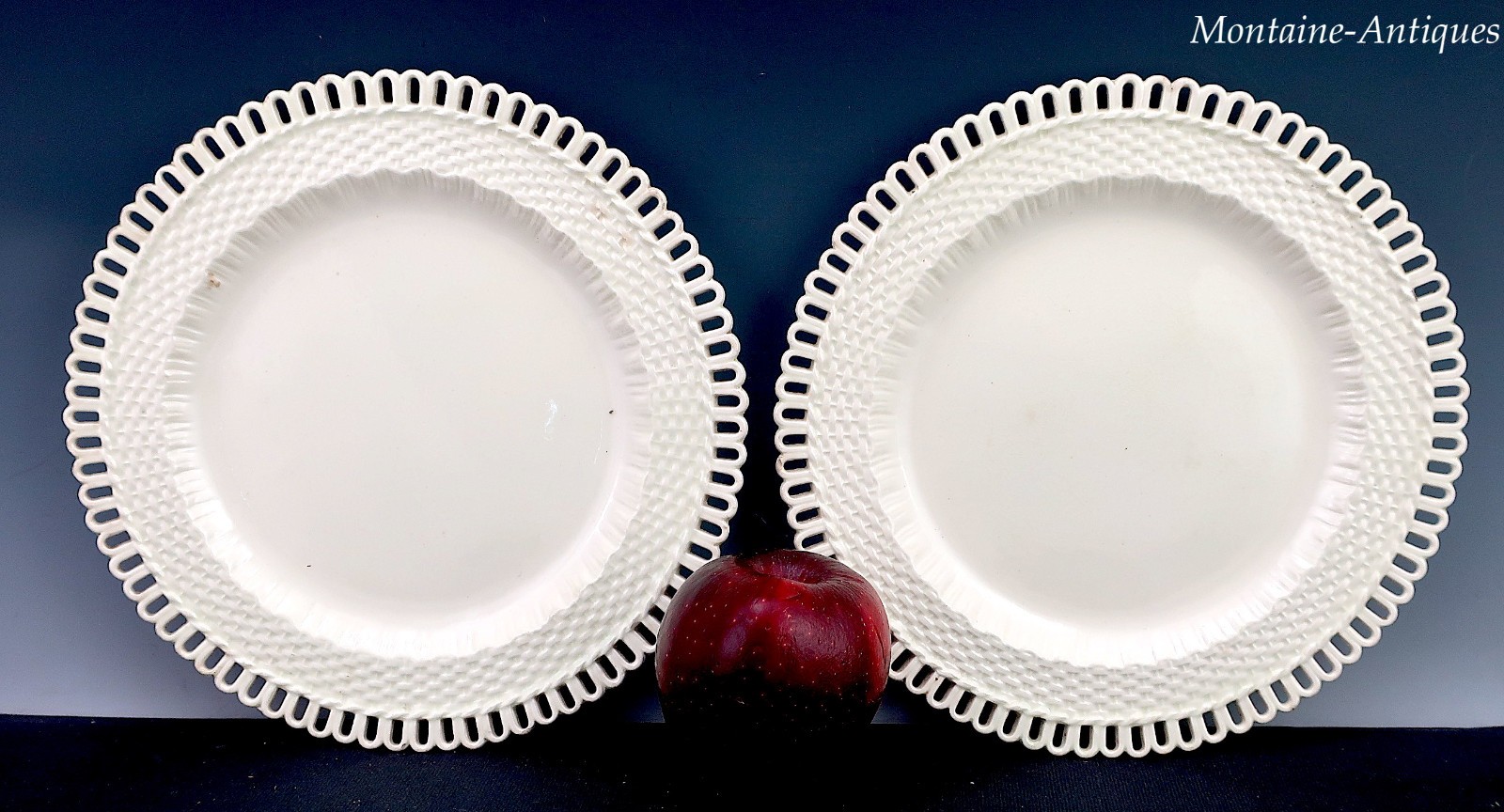 Pair of Georgian Creamware Plate circa 18th cent
