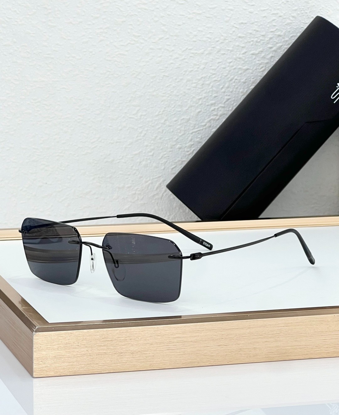 Silhouette 5593 PW Rimless Frame   Sunglasses Lens Size 54-17-150 With New Case