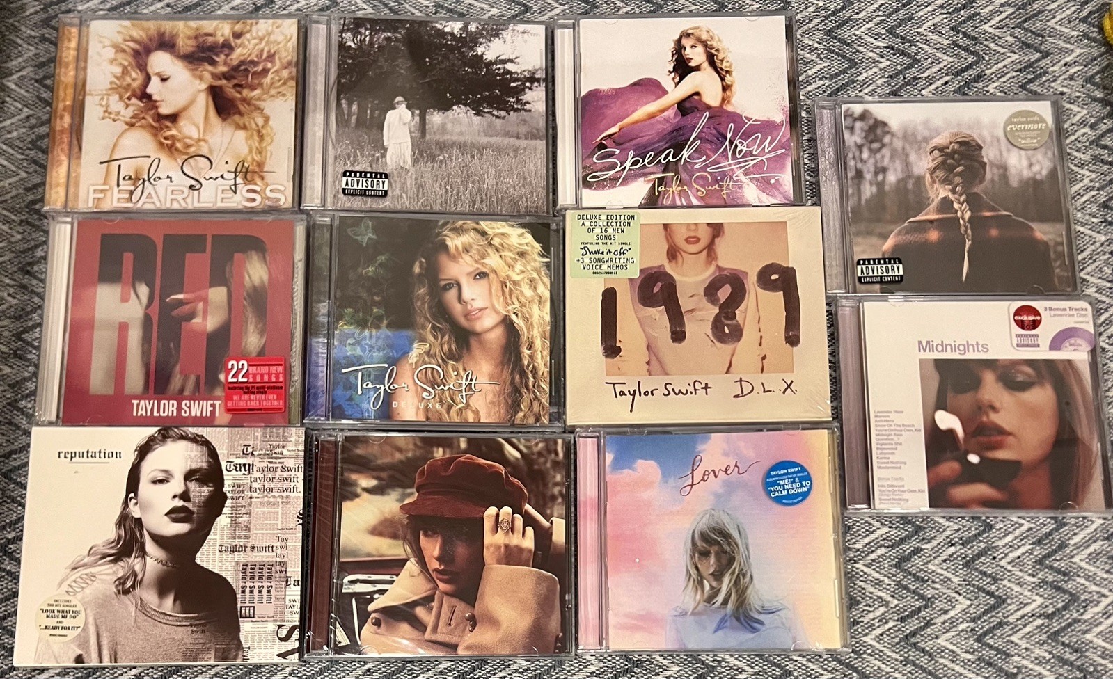 Taylor Swift CD LOT BRAND NEW SEALED NO PROMO Taylor Swift CD LOT BRAND NEW SEALED NO PROMO