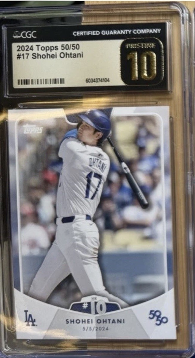 Topps 2024 50/50 Shohei Ohtani #17 Los Angeles Dodgers Graded Card