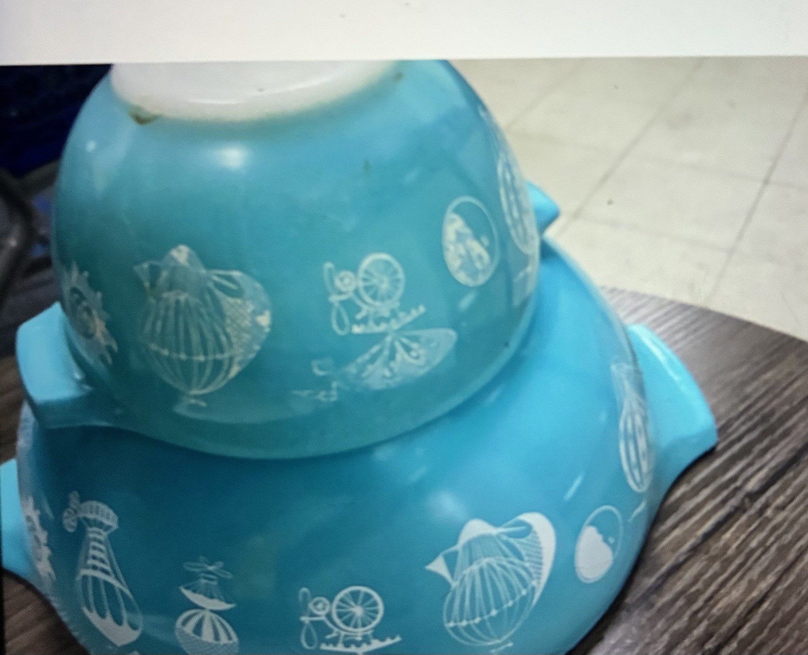 Vintage Pyrex Turquoise Hot Air Balloons Chip & Dip Cinderella Bowl Set 444/441